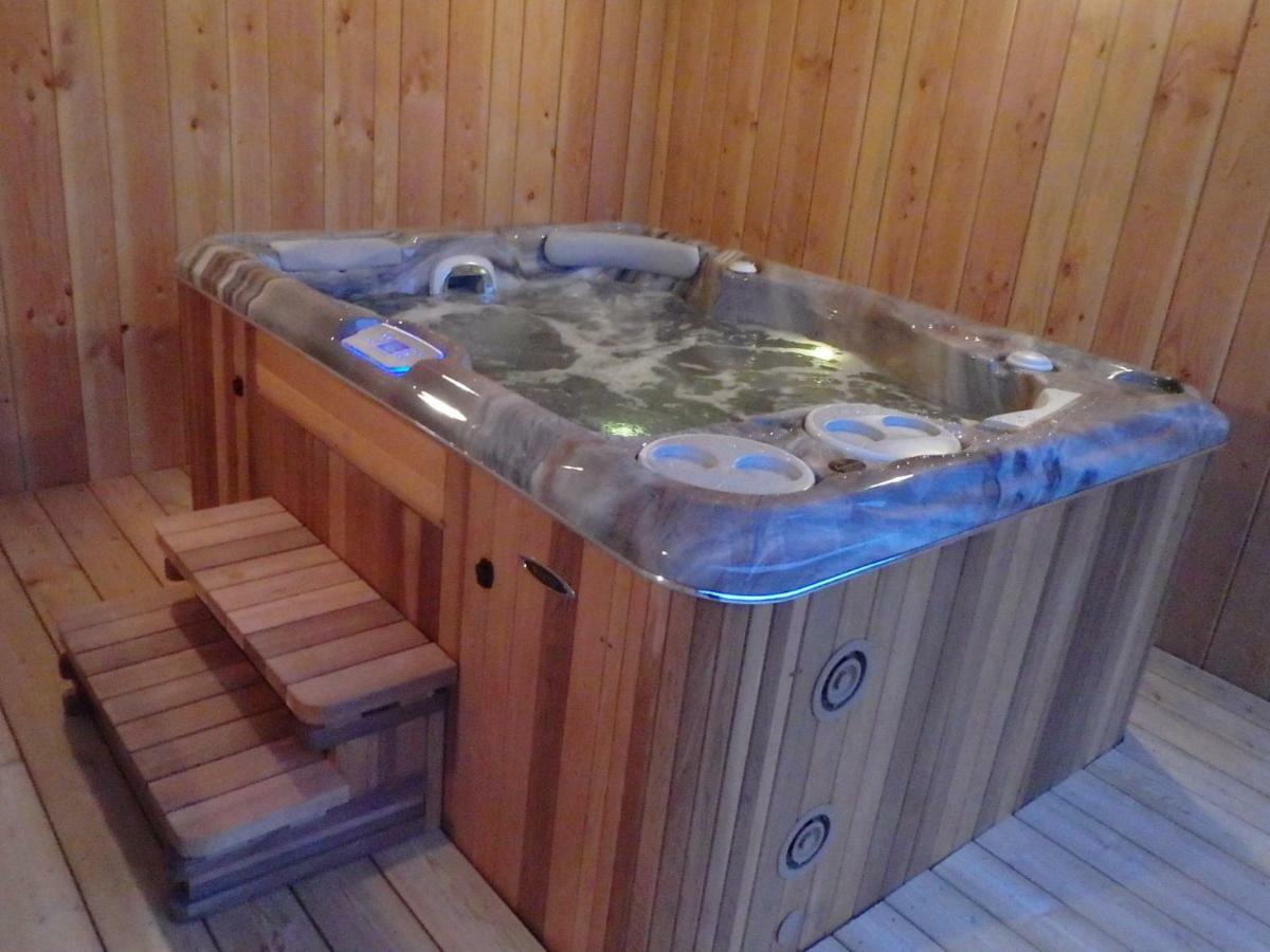 Villa Cora Venez Neuve Avec Spa Saint-Bresson Экстерьер фото